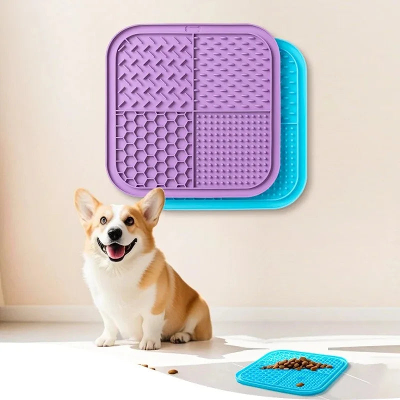 Pets Silicone Lick Mat for Dogs Cats Slow Food Plate Suction Cups Bathing Distraction Pets Sucker Food Training Feeder Supplies